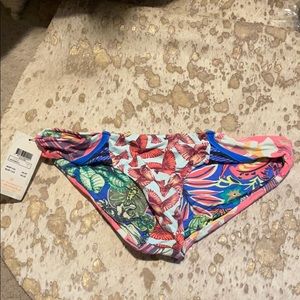 NWT Maaji bikini bottoms